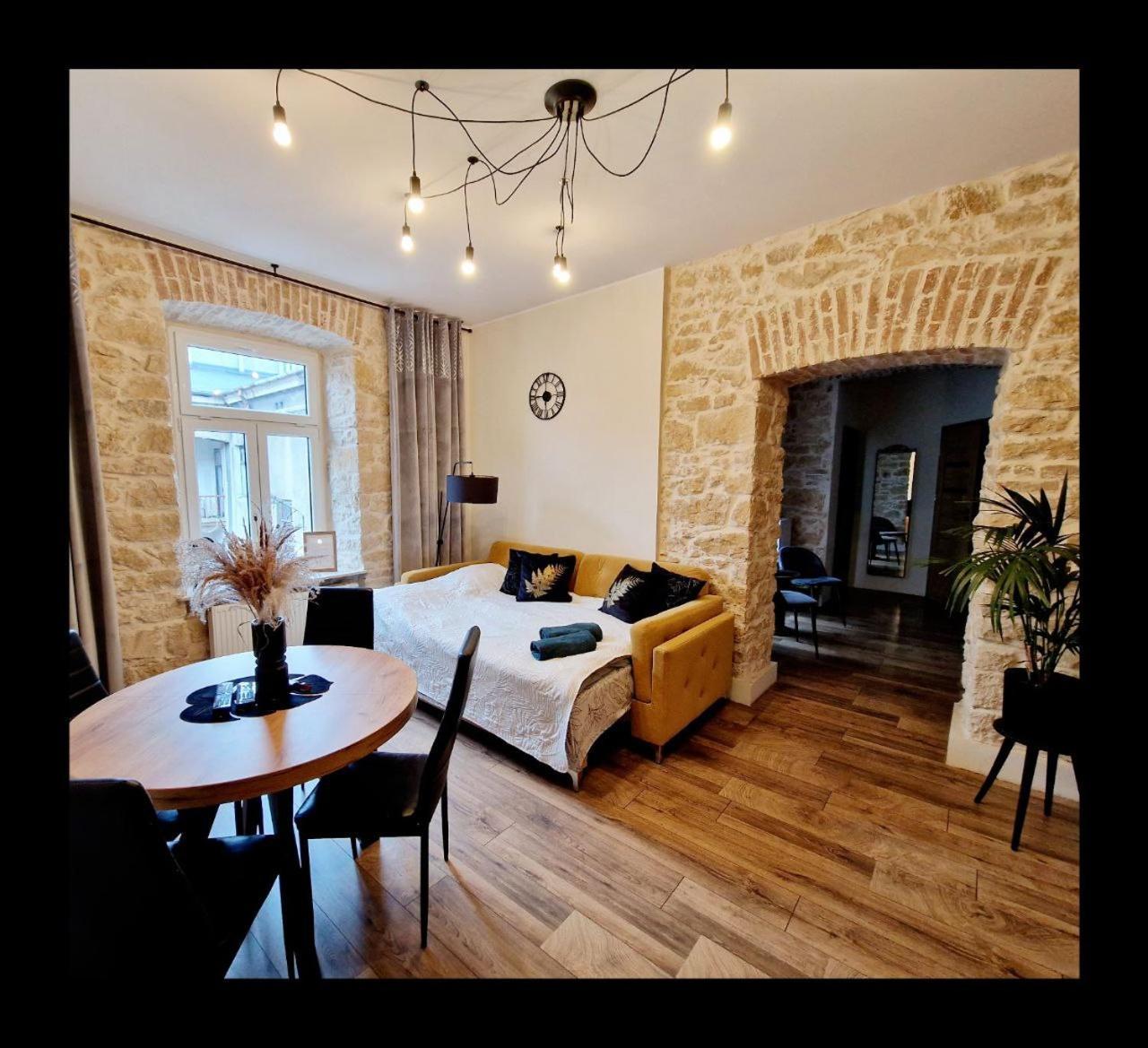 Kamieniczka 12 Apartamenty Częstochowa Exterior foto
